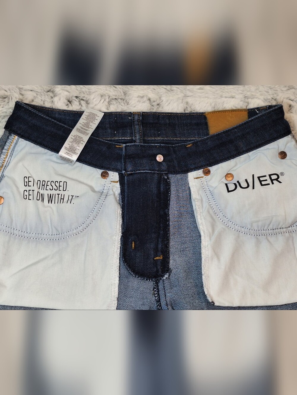 DU/ER Performance Denim Jeans Dark Wash Blue Size 24x32 - Picture 3 of 9
